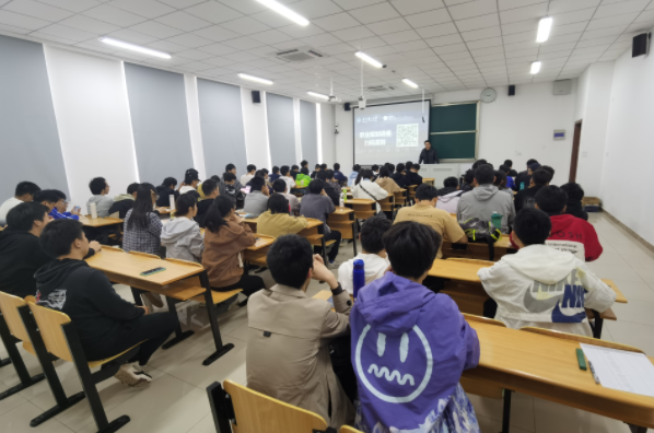 豪门国际科技集团在南京理工大学网络空间安全学院举办职业生涯规划讲座